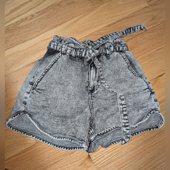 ALL SAINTS DALE PAPERBAG SHORTS - Picture 5 of 9